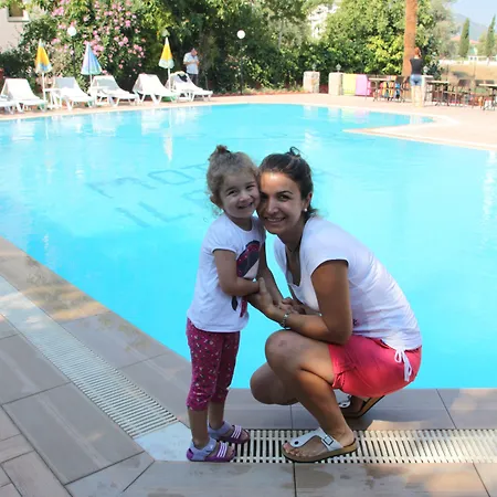 酒店 The Valley 厄吕代尼兹