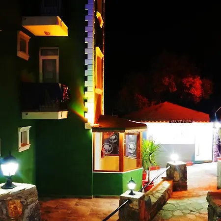 The Valley 2* 厄吕代尼兹