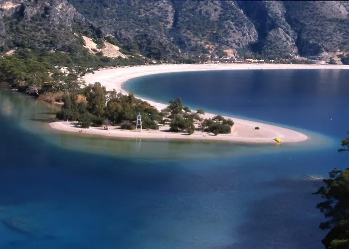 The Valley Отель