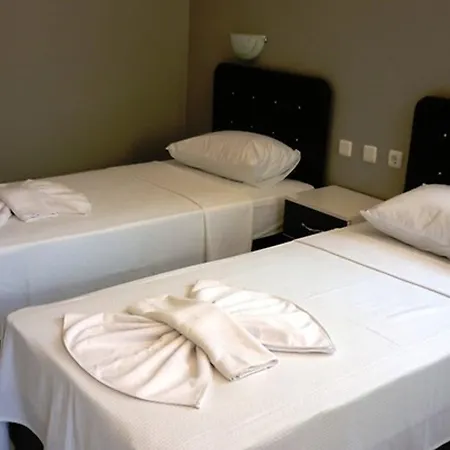 Hotel The Valley 2*