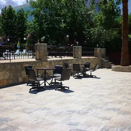 ホテル The Valley 2*