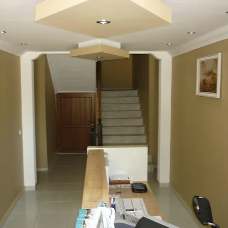 The Valley ホテル 2*