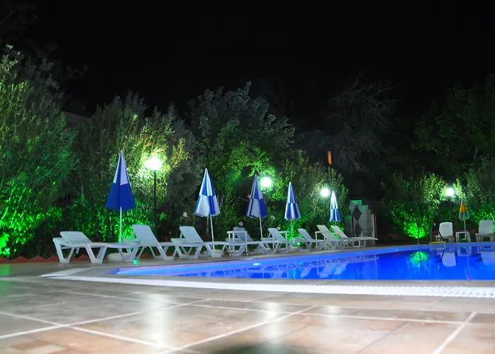 The Valley Hotell