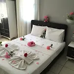 Hotel The Valley 2*