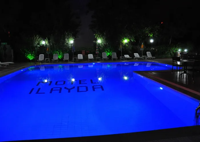 The Valley Hotel 2*